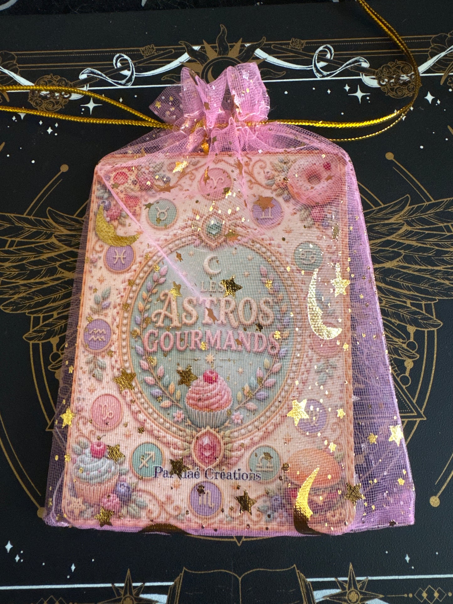 Les astros à la pièce